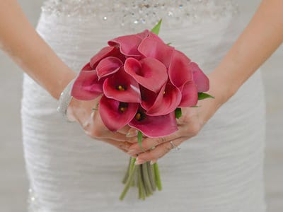 18 Calla Lily Handtied Bouquet