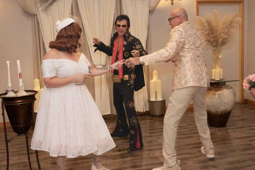 Get Married with Elvis in Las Vegas